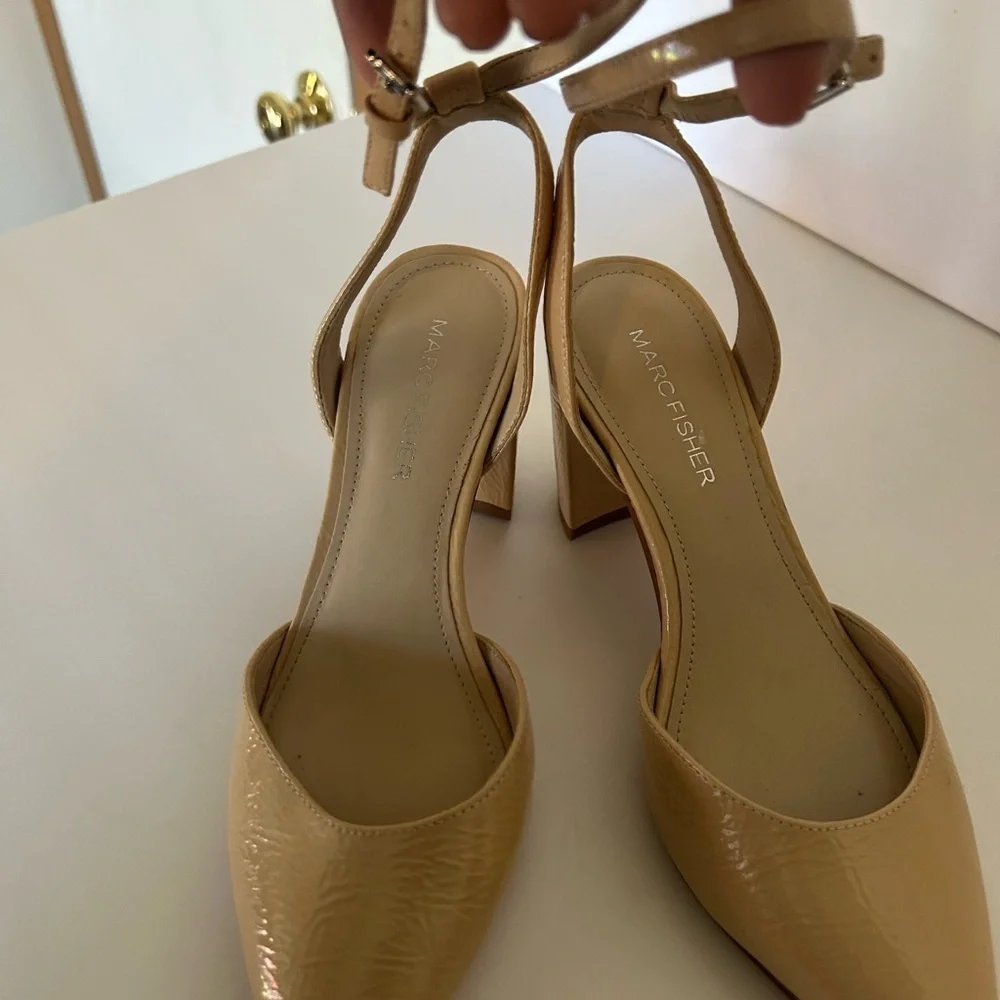 Marc Fisher Cedrina Block-Heel Pumps Size 5